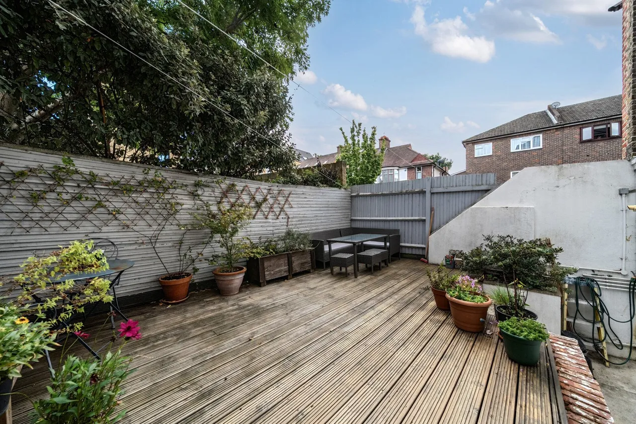 Lordship Lane, SE22, photo 12