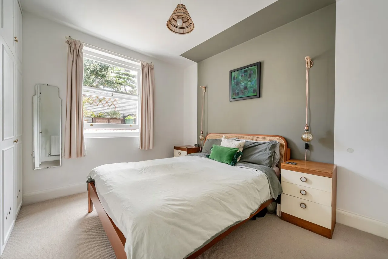 Lordship Lane, SE22, photo 7