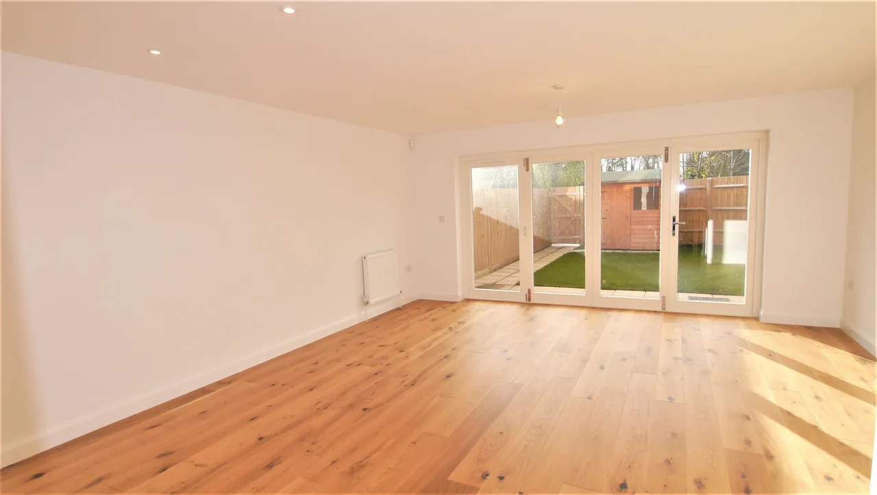 Brighton Road, Handcross, RH17, photo 4
