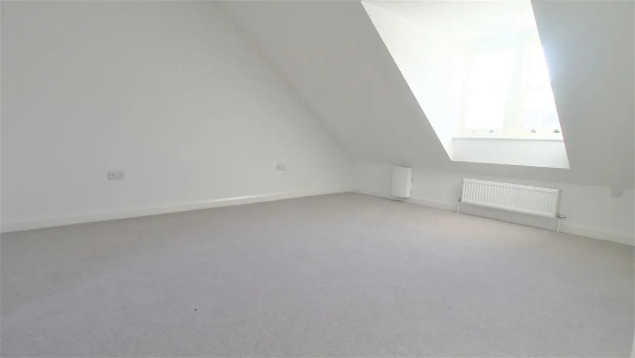Brighton Road, Handcross, RH17, photo 7