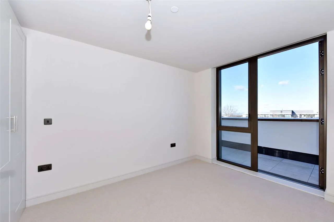 St. Georges Road, Cheltenham, GL50, photo 9