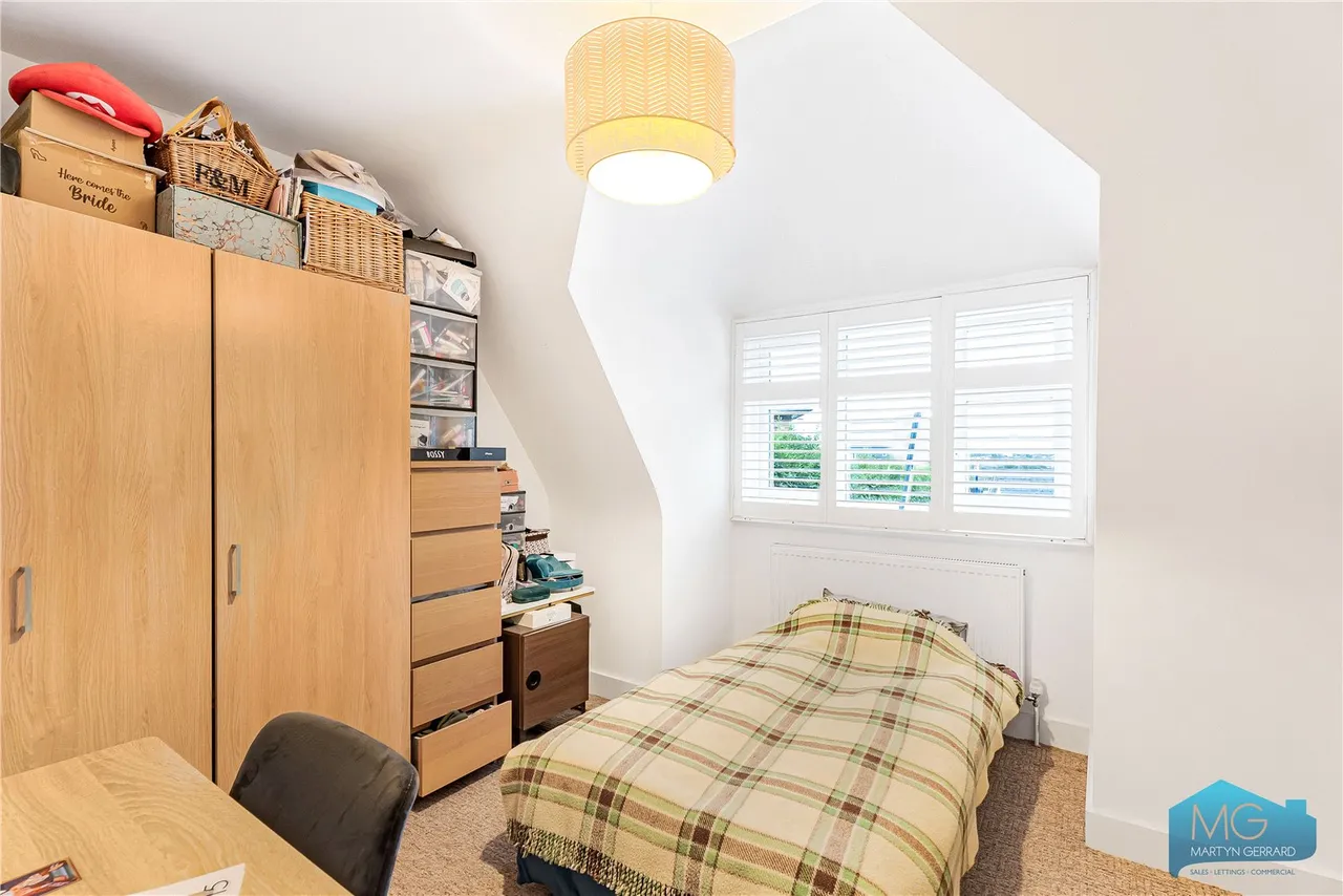 York Road, New Barnet, EN5, photo 14