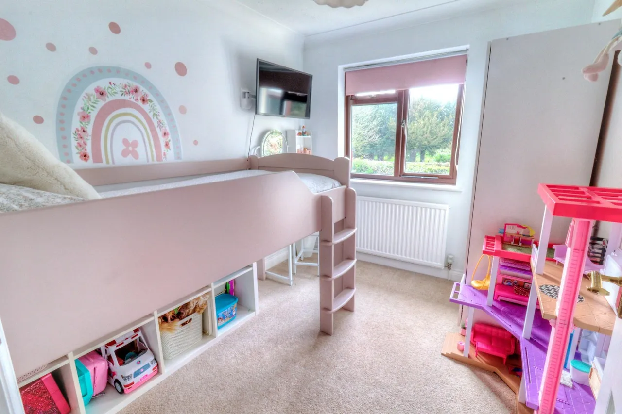 Wycombe Road, Stokenchurch, HP14, photo 6