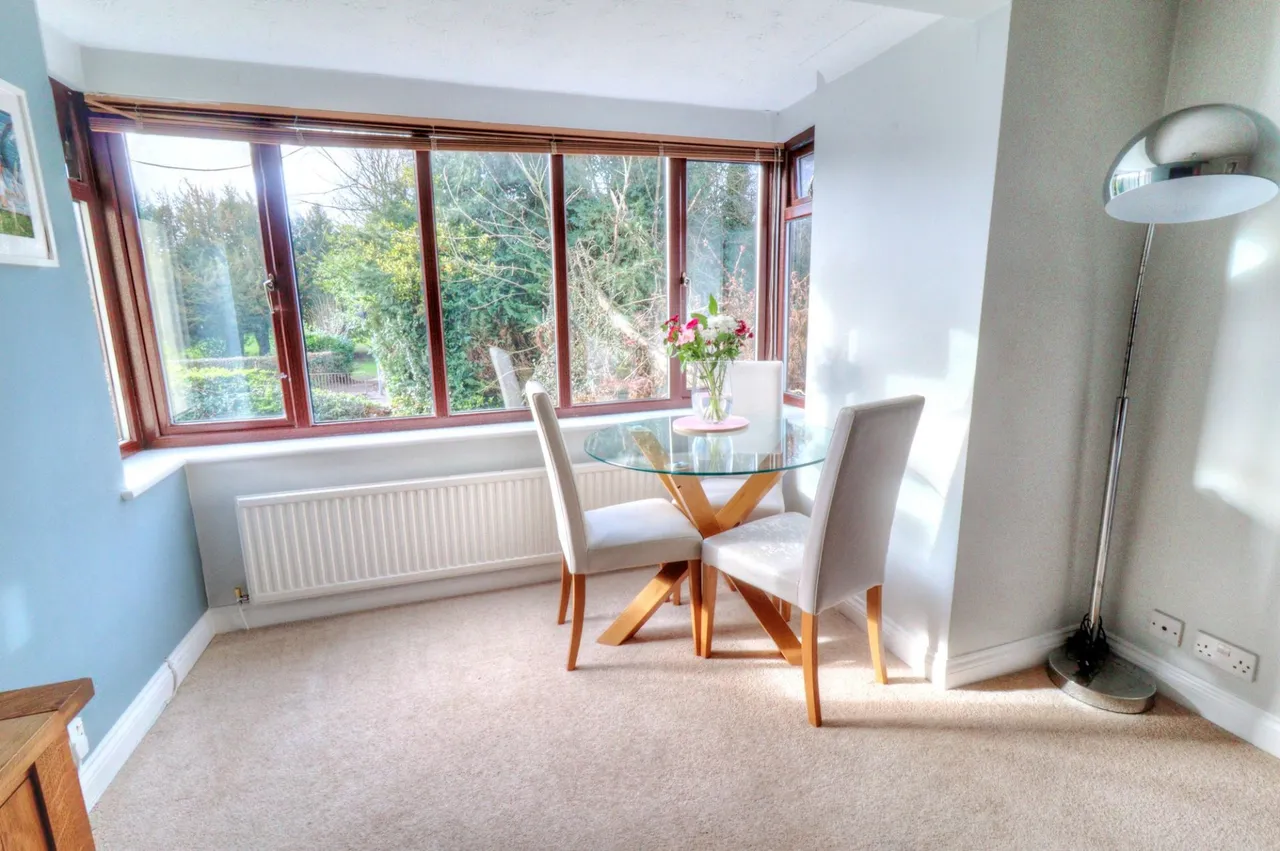 Wycombe Road, Stokenchurch, HP14, photo 3