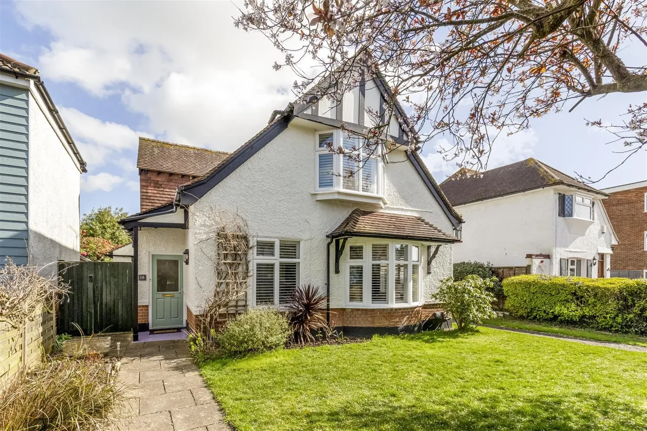 Brooklyn Avenue, Worthing, photo 25