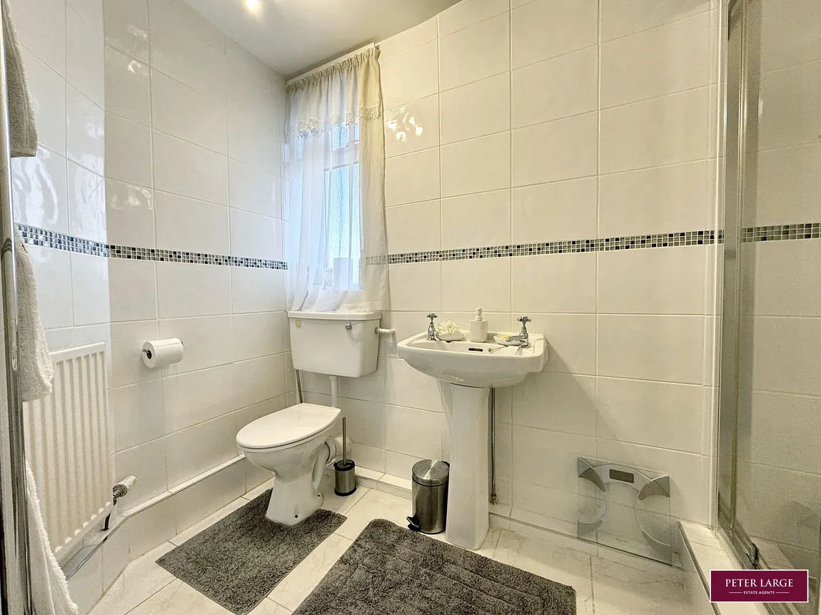 Penyffordd, Holywell, Flintshire, CH8 9HH, photo 15