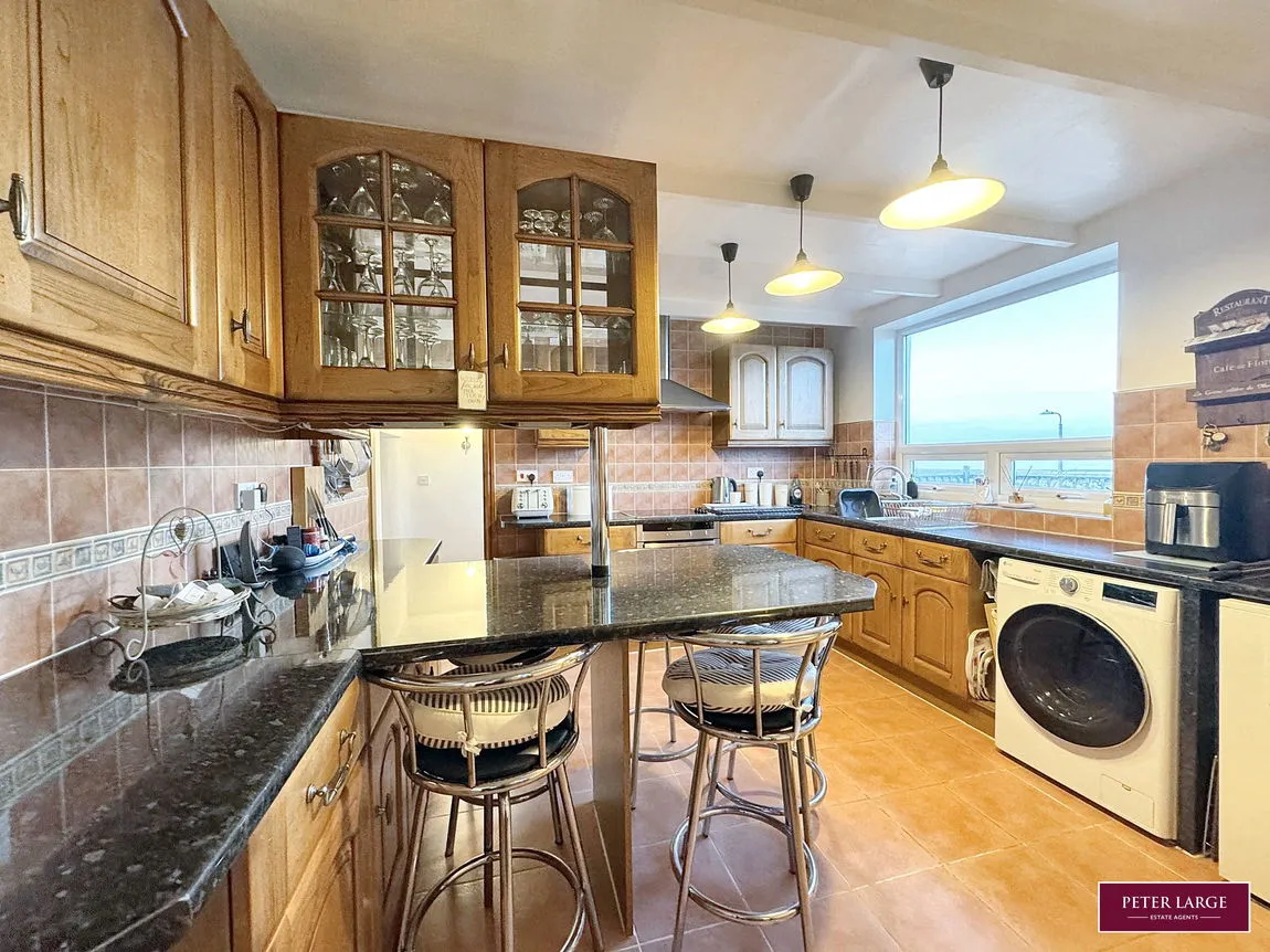 Penyffordd, Holywell, Flintshire, CH8 9HH, photo 13