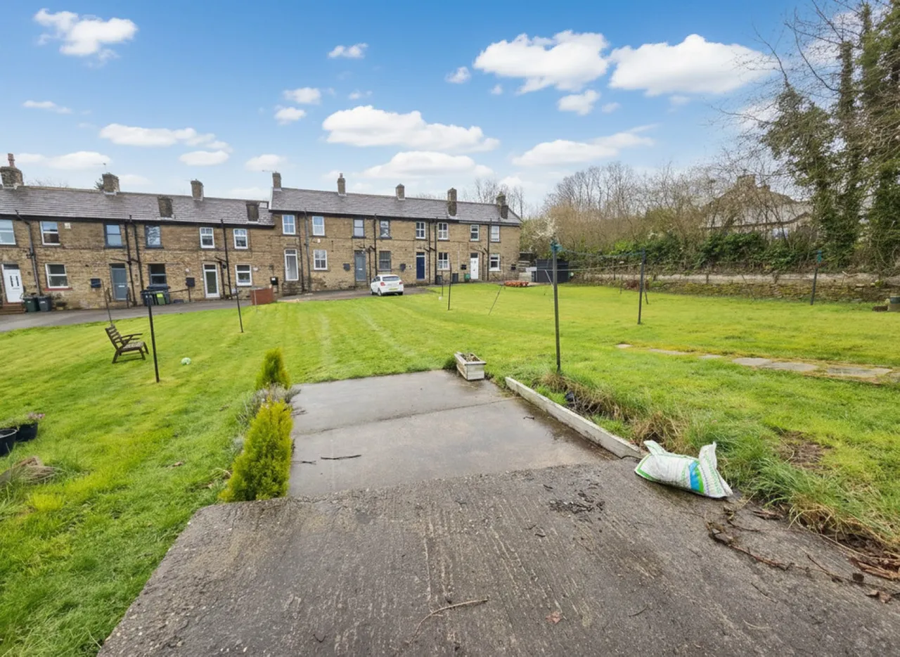 Abbey Road, Shepley, photo 11