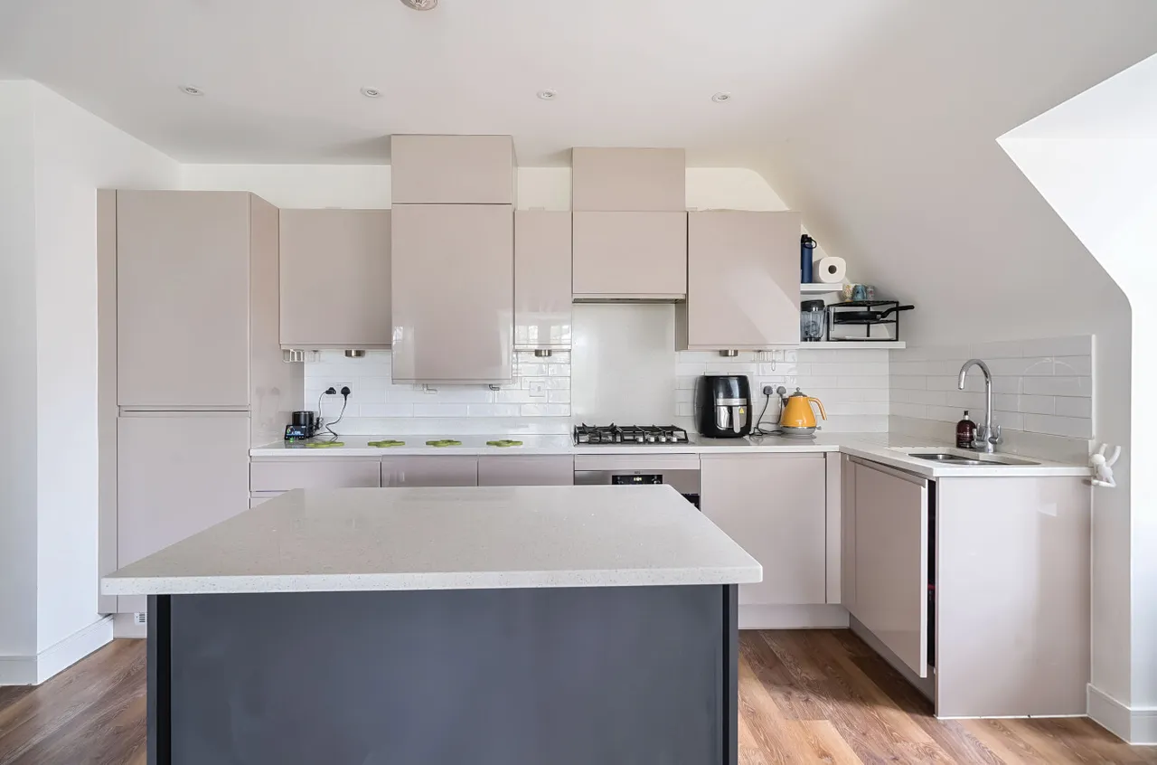 Collison Avenue, Barnet, Hertfordshire, EN5 3BQ, photo 2
