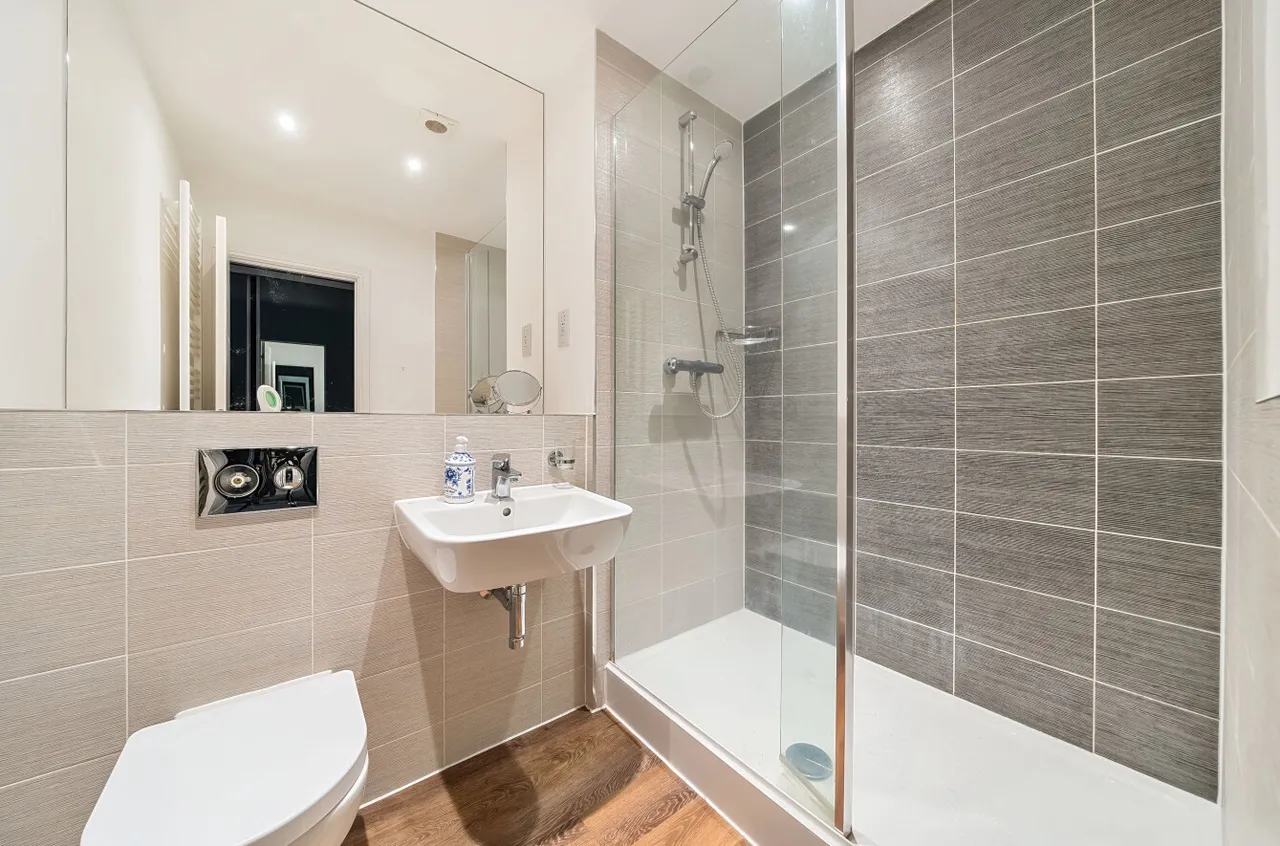 Collison Avenue, Barnet, Hertfordshire, EN5 3BQ, photo 12