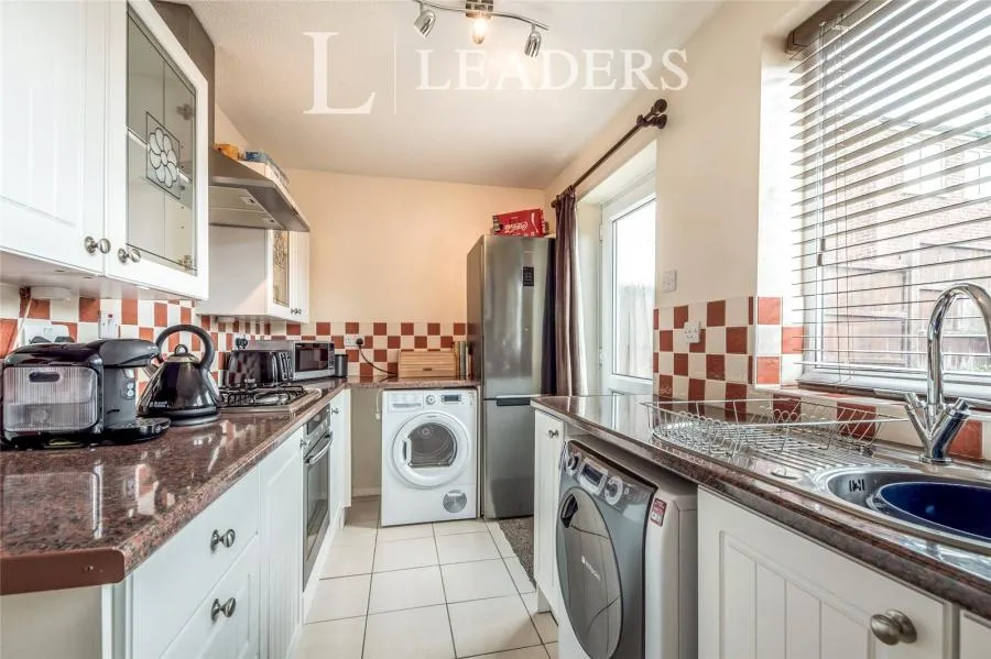 Fetlock Close, Clapham, MK41, photo 4