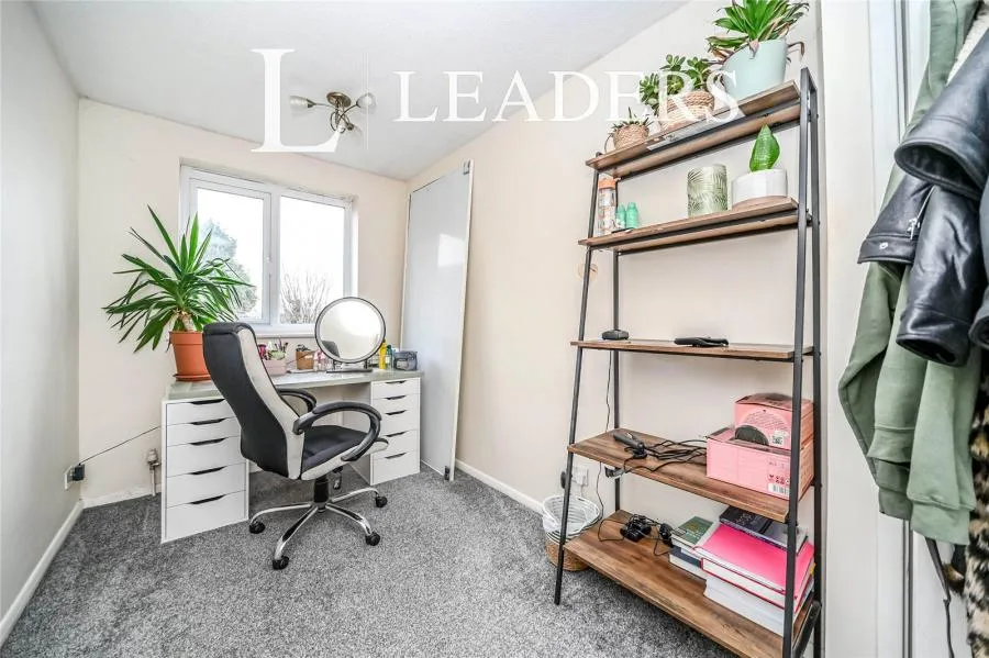 Fetlock Close, Clapham, MK41, photo 6
