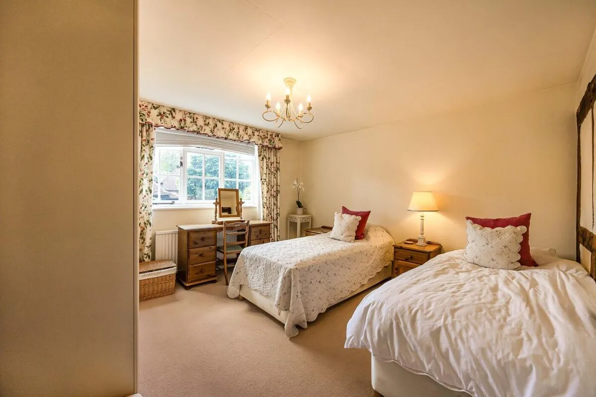 High Street, Amersham, HP7, photo 23