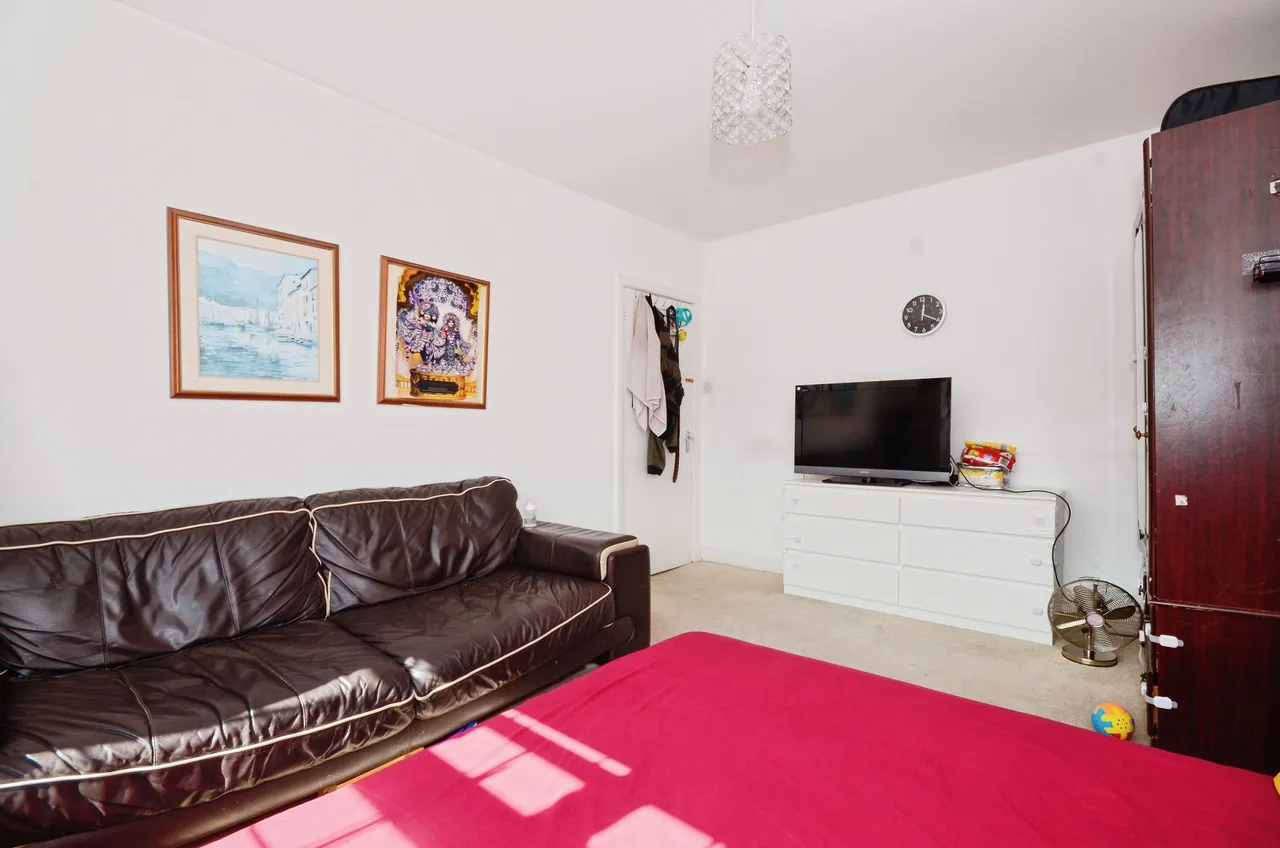 Thurlby Close, Harrow, HA1, photo 2