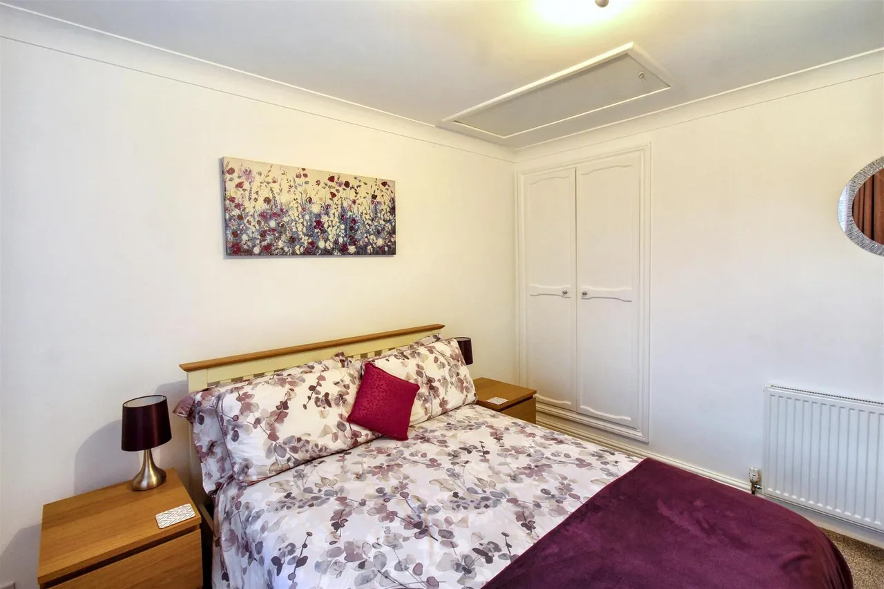 Airedale Court, Chilwell. Nottingham, NG9, photo 6