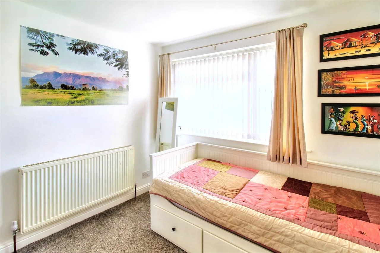Airedale Court, Chilwell. Nottingham, NG9, photo 9