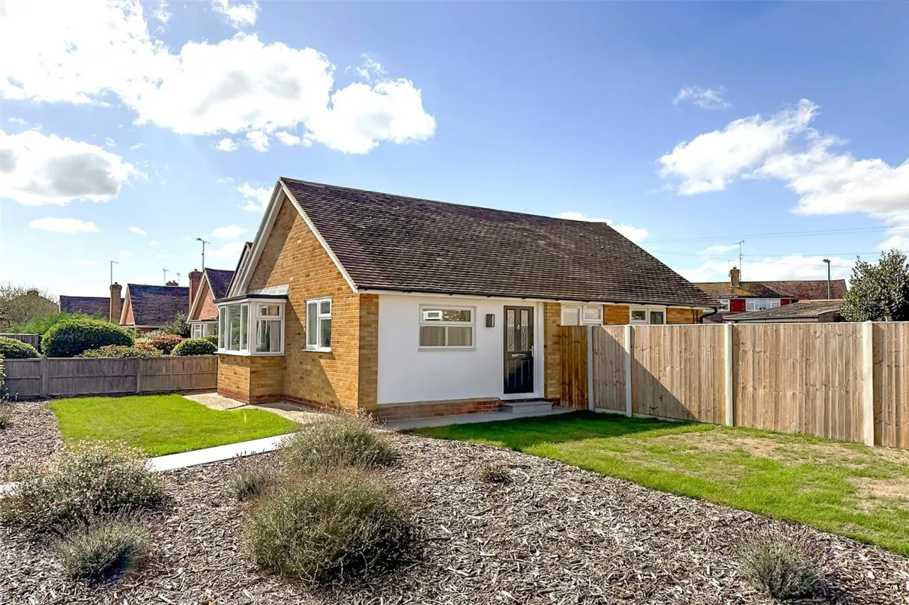 2 bed house for sale, Littlehampton, BN17