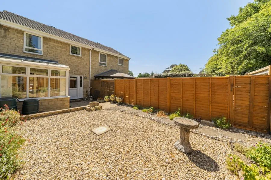 Pensclose, Witney, OX28, photo 19