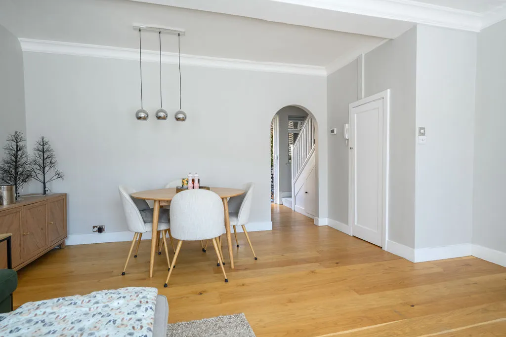 24a High Street, Esher KT10 9RT, photo 7