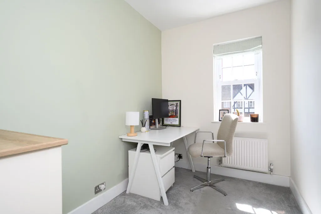 24a High Street, Esher KT10 9RT, photo 10