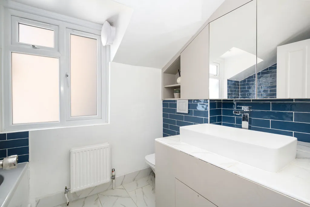 24a High Street, Esher KT10 9RT, photo 11