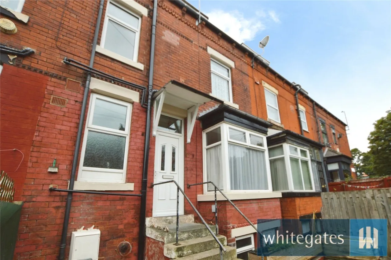 2 bed house for sale, Cross Flatts Parade, Leeds, LS11