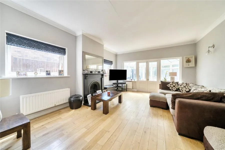Windsor Road, Chobham, GU24, photo 10