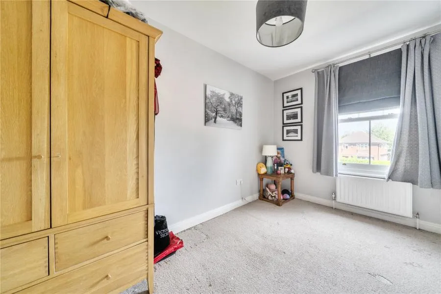 Windsor Road, Chobham, GU24, photo 18