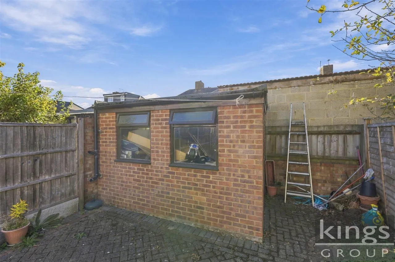 Carterhatch Road, Enfield, photo 22