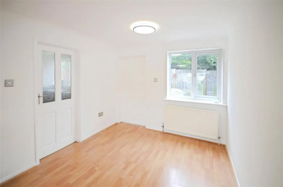 Kingsway, Caversham, RG4, photo 5