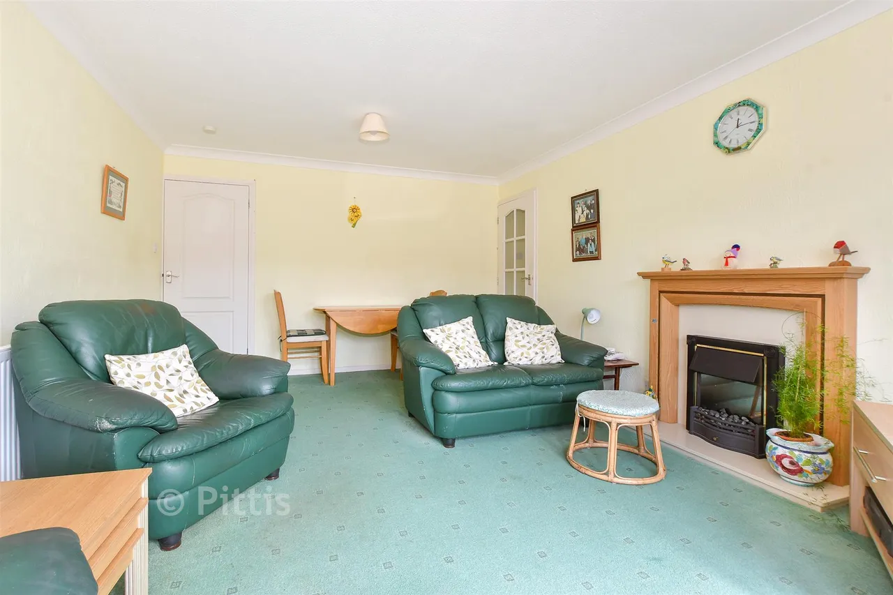 Mountbatten Drive, Newport, PO30, photo 5