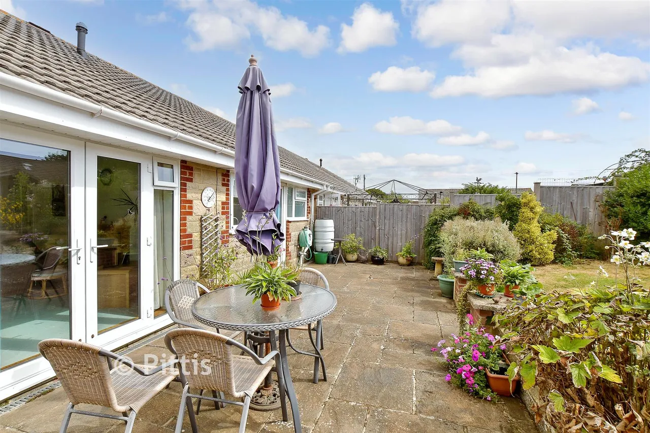 Mountbatten Drive, Newport, PO30, photo 10