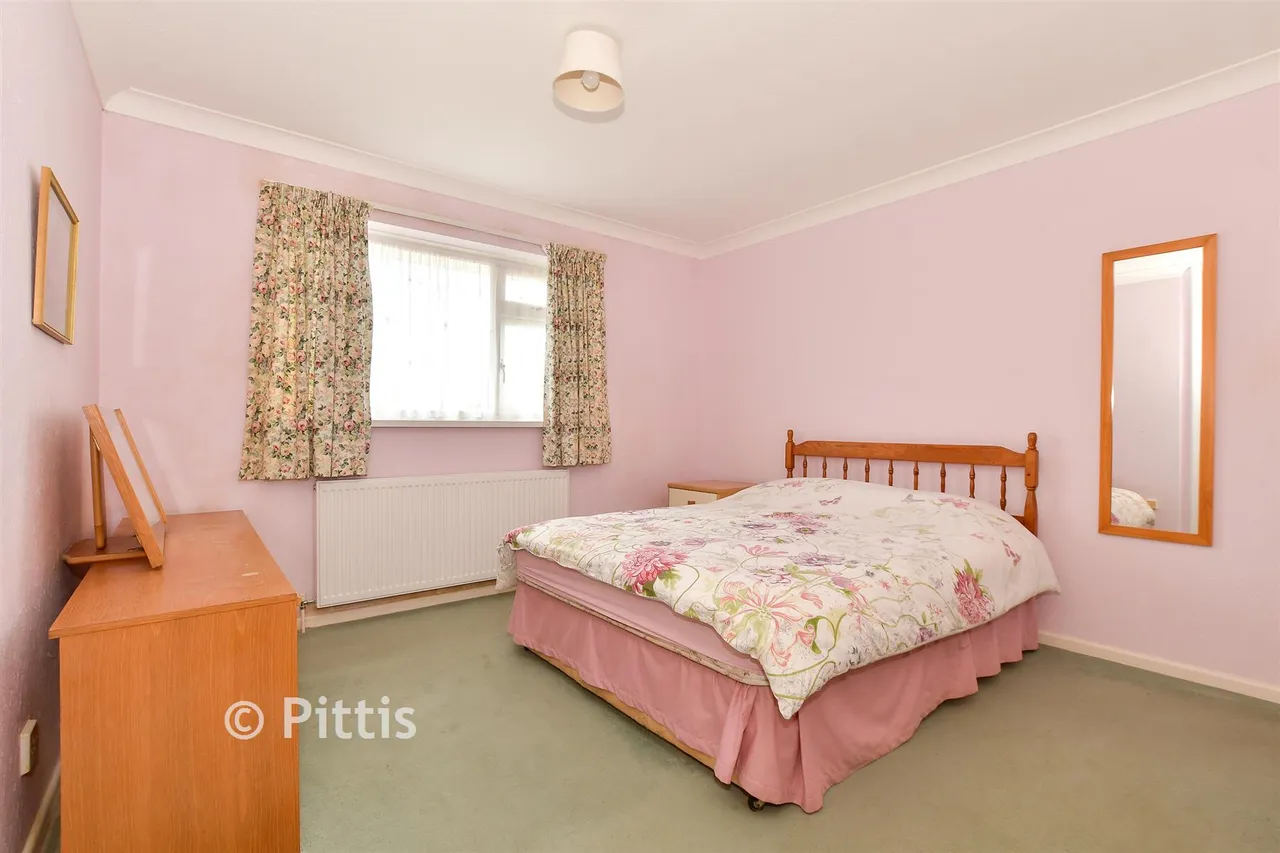 Mountbatten Drive, Newport, PO30, photo 6
