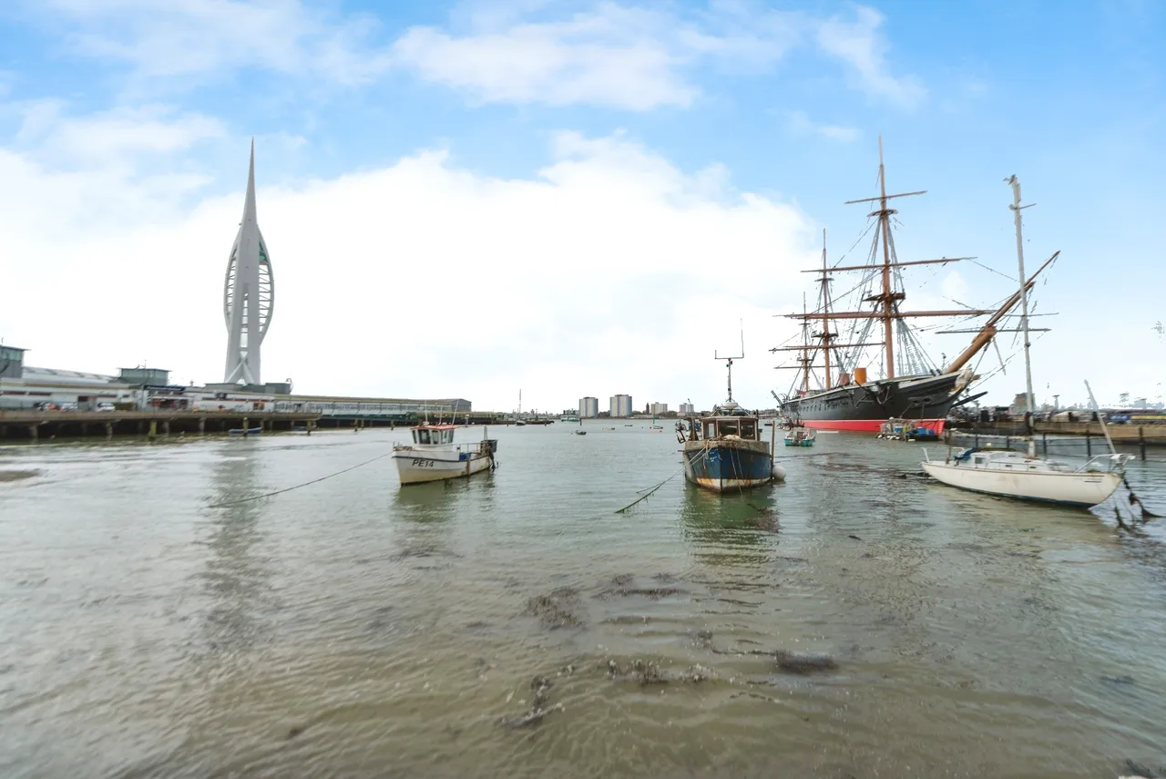 Queen Street, Portsmouth, PO1, photo 10