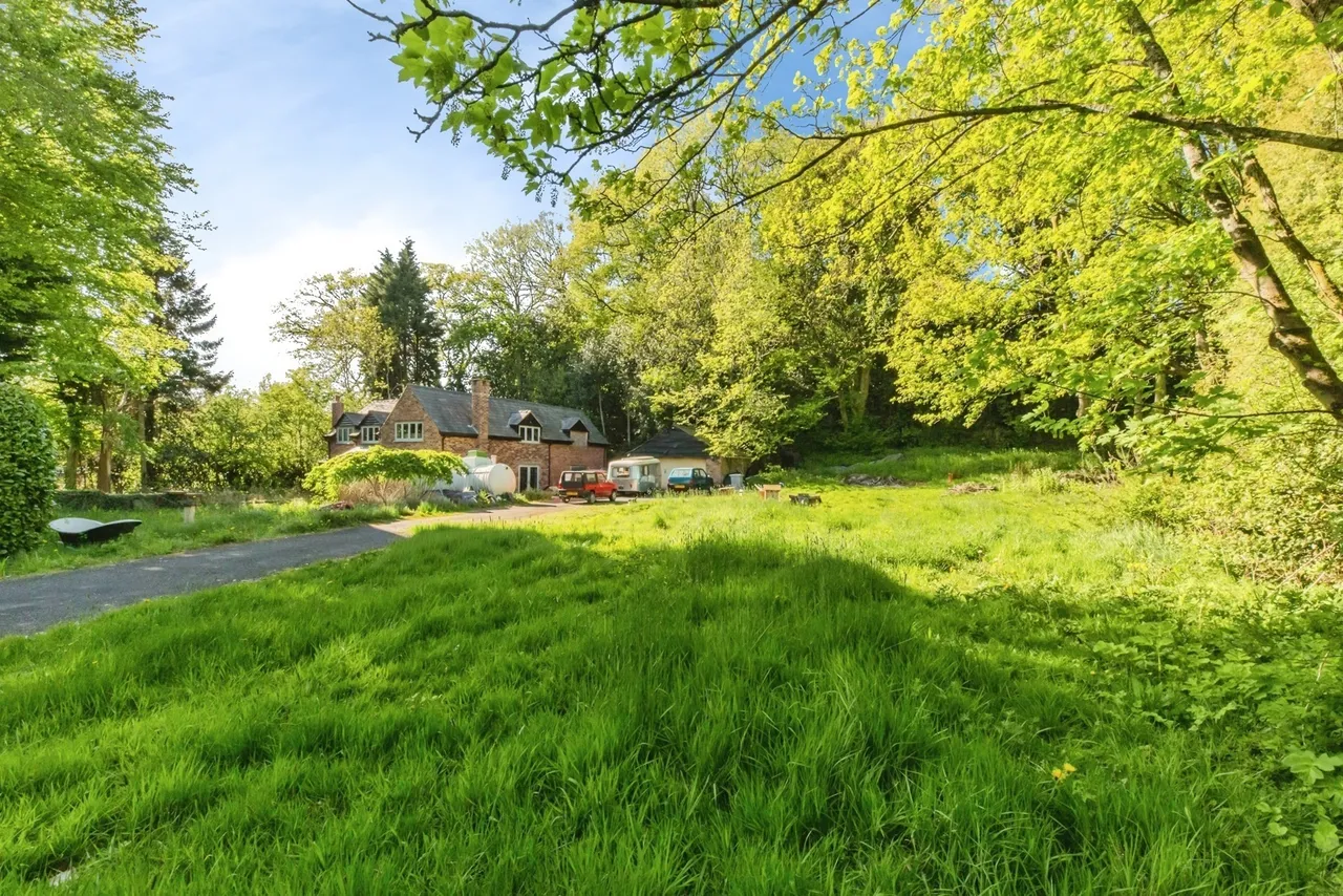 Radcliffe Road, Sutton, Macclesfield, Cheshire, SK11, photo 6