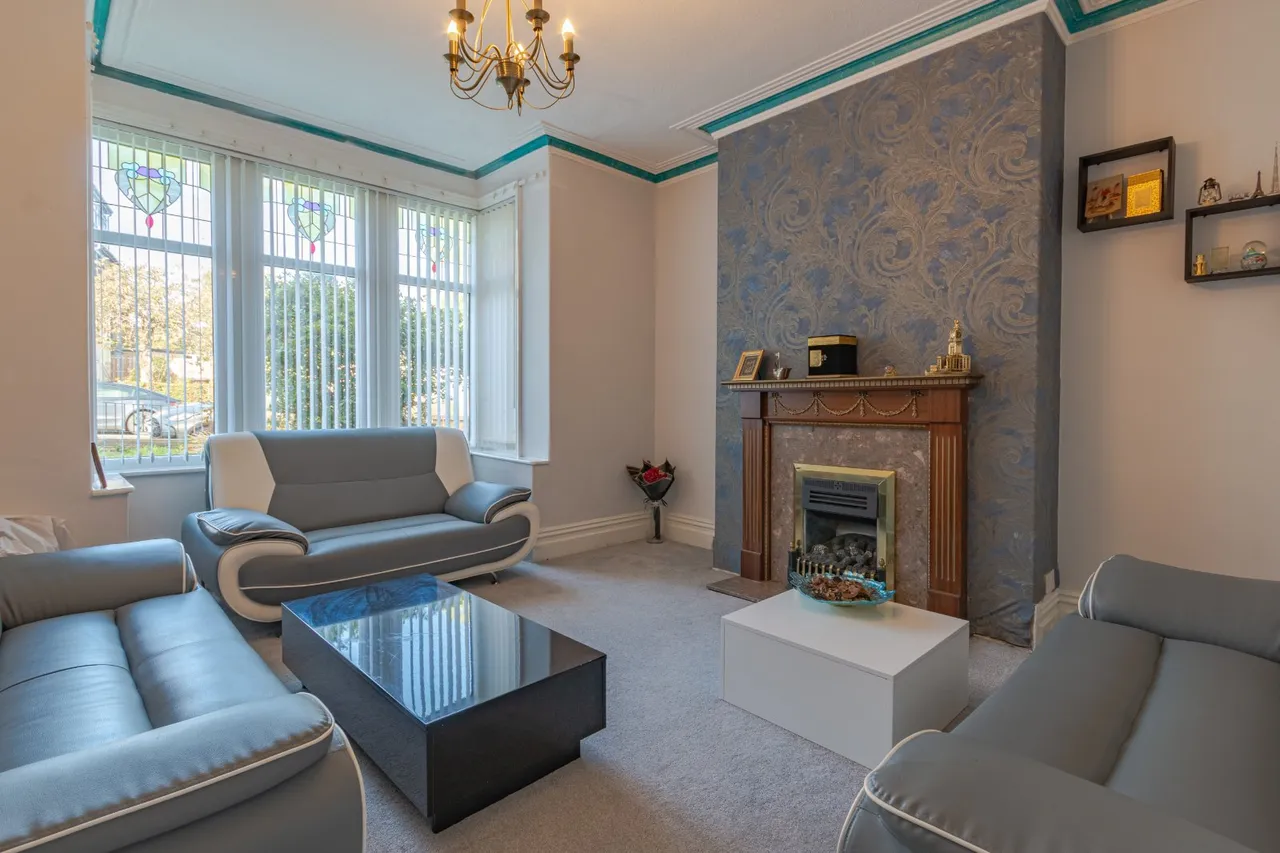 Redburn Drive, Shipley, BD18, photo 2