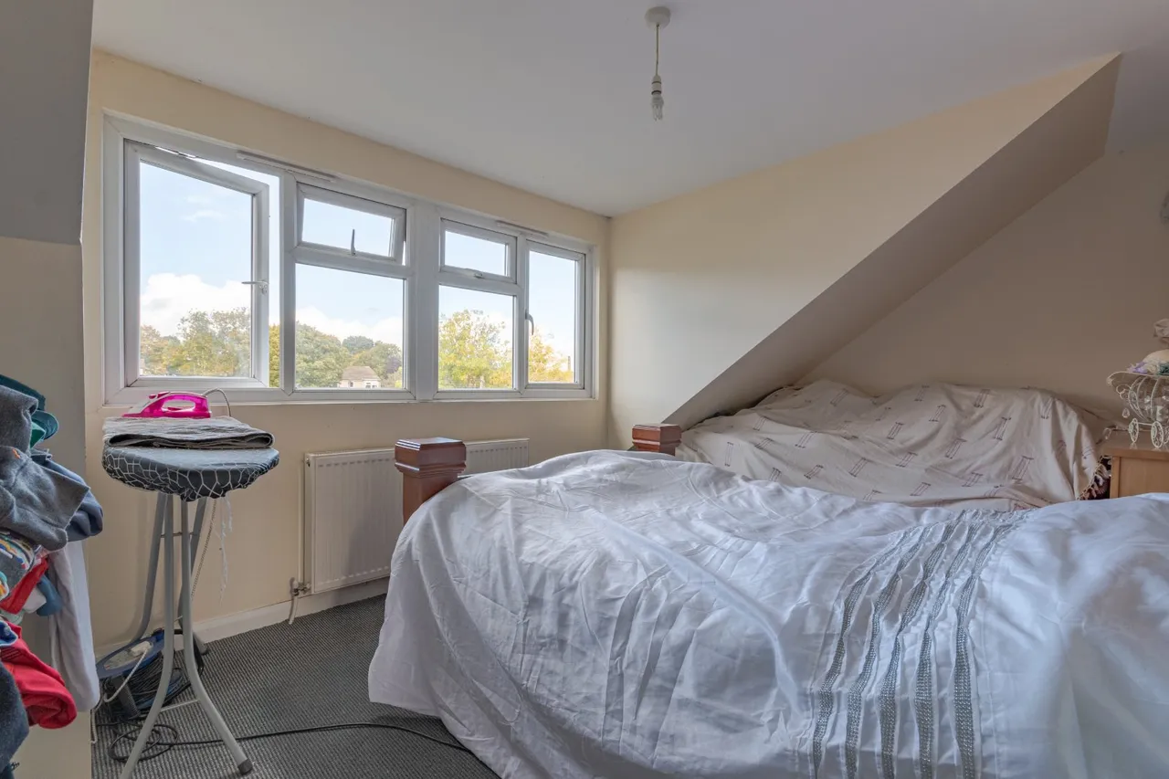 Redburn Drive, Shipley, BD18, photo 9