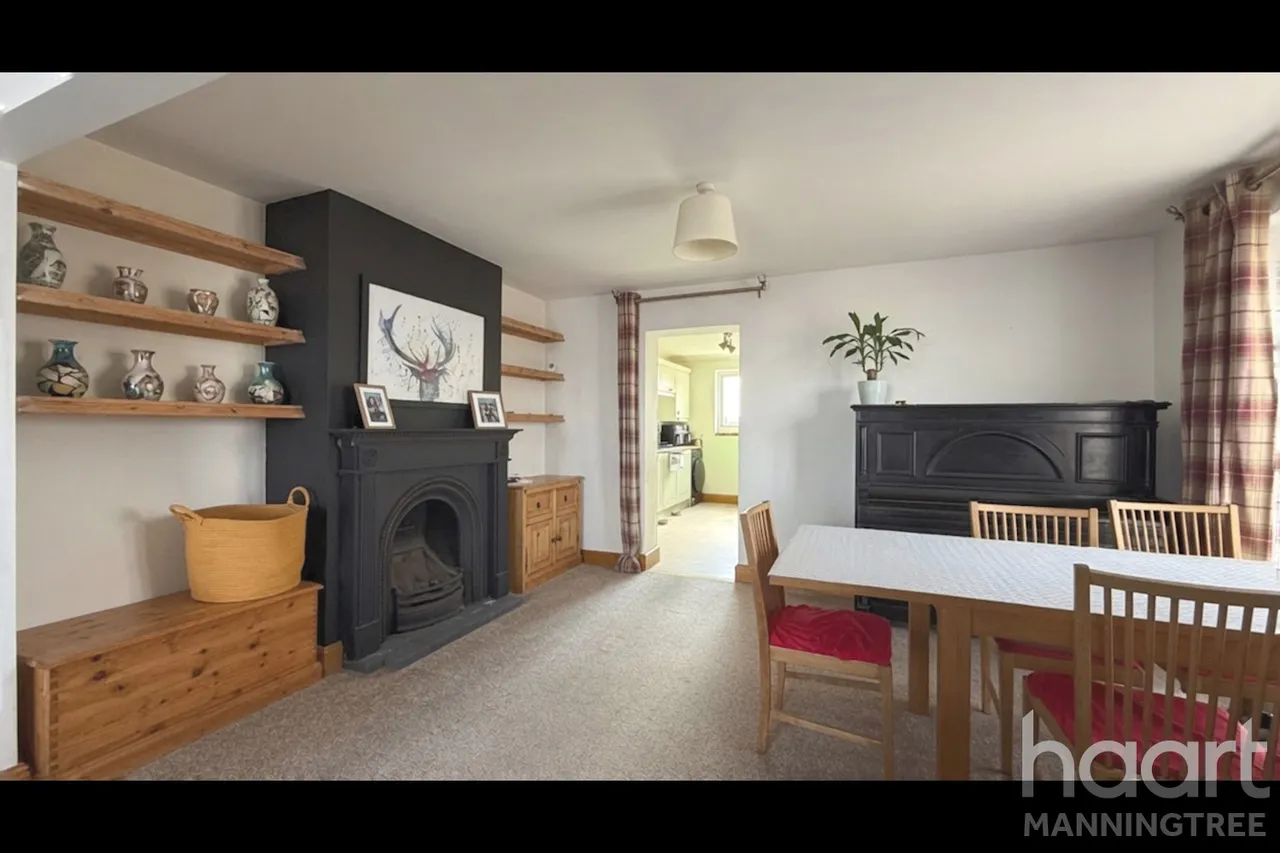 Clacton Road, Horsley Cross, CO11, photo 3