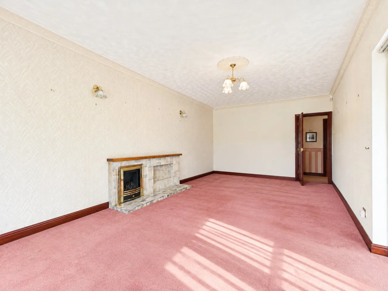 Liverpool Road, Buckley, CH7, photo 4