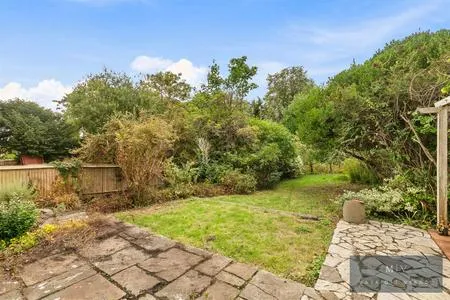 Birdhurst Road, South Croydon, photo 13