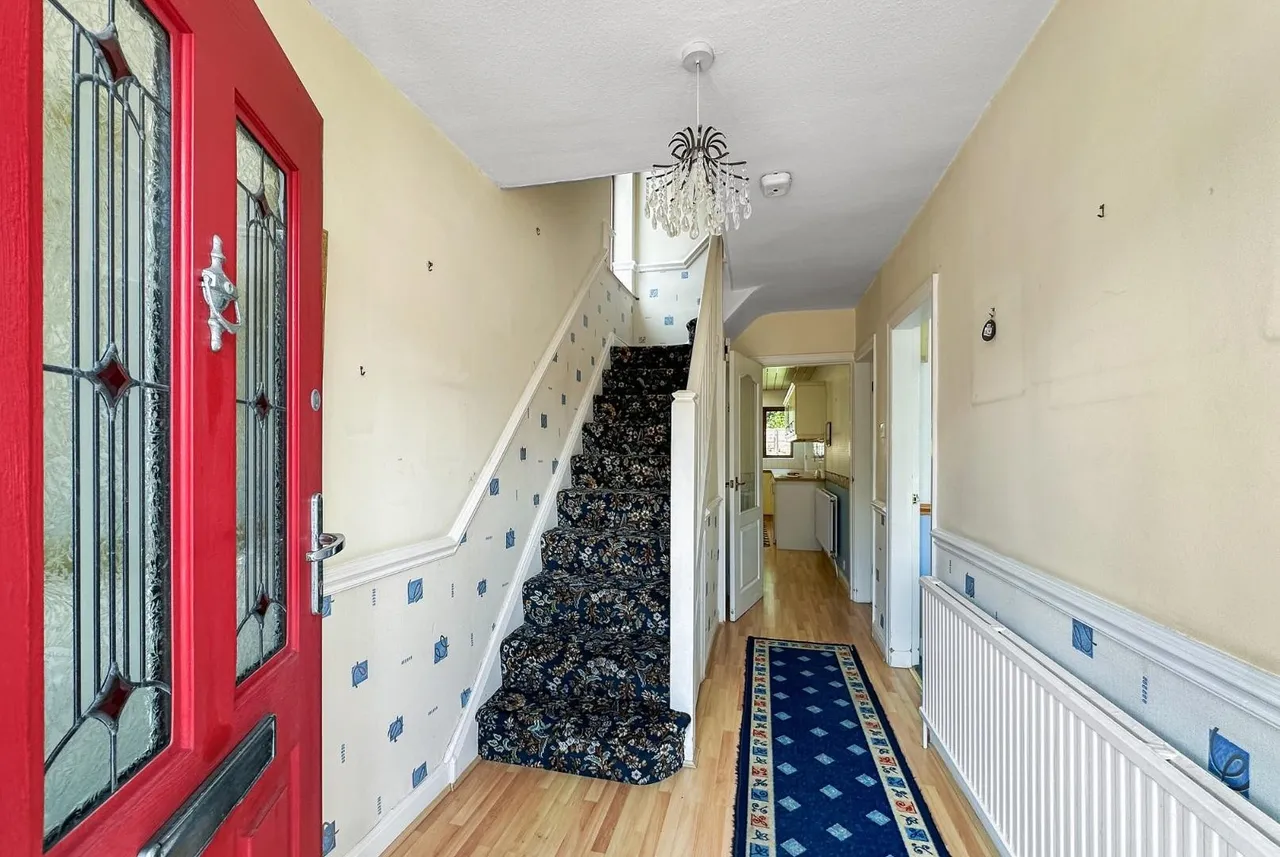 Dale Grove, Timperley, Cheshire WA15 6JY, photo 10
