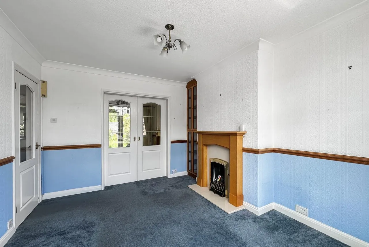 Dale Grove, Timperley, Cheshire WA15 6JY, photo 13
