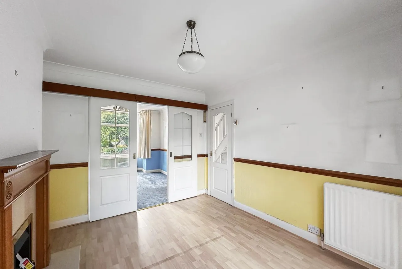 Dale Grove, Timperley, Cheshire WA15 6JY, photo 14