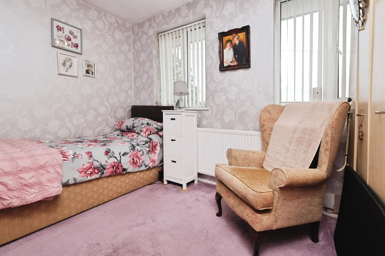 Fallowfield Road, Solihull, B92, photo 11