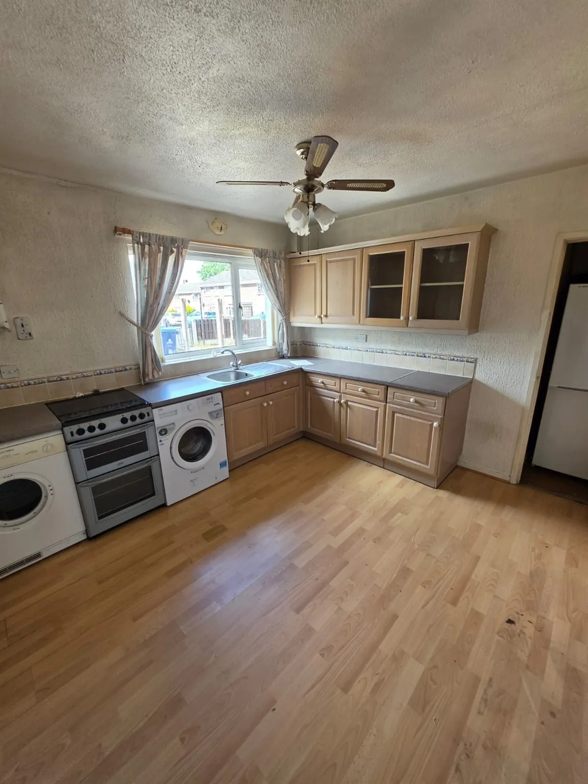 Alvaston Walk, Denaby Main, DN12, photo 2