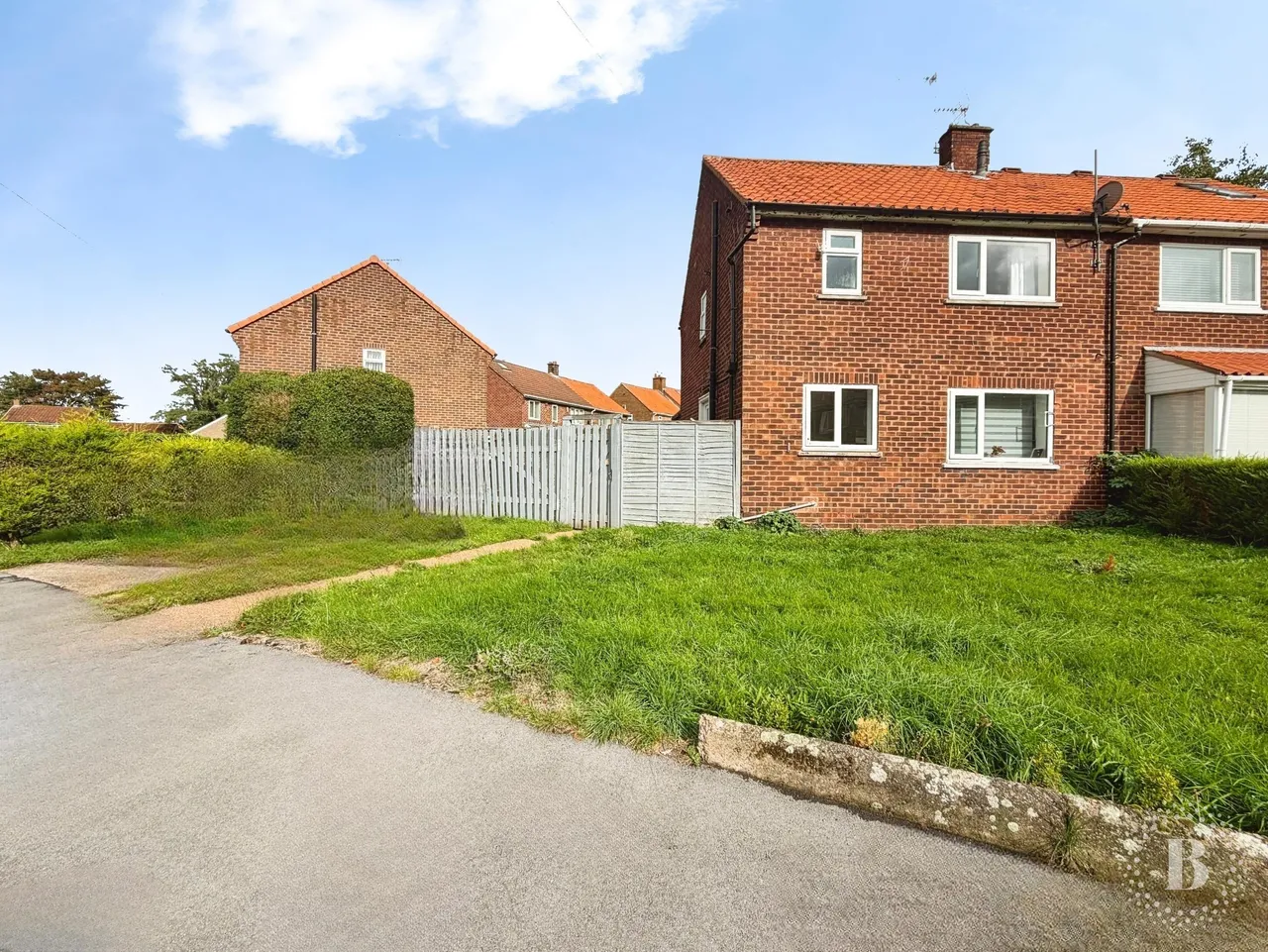 2 bed house to rent, Burns Road, Dinnington, S25