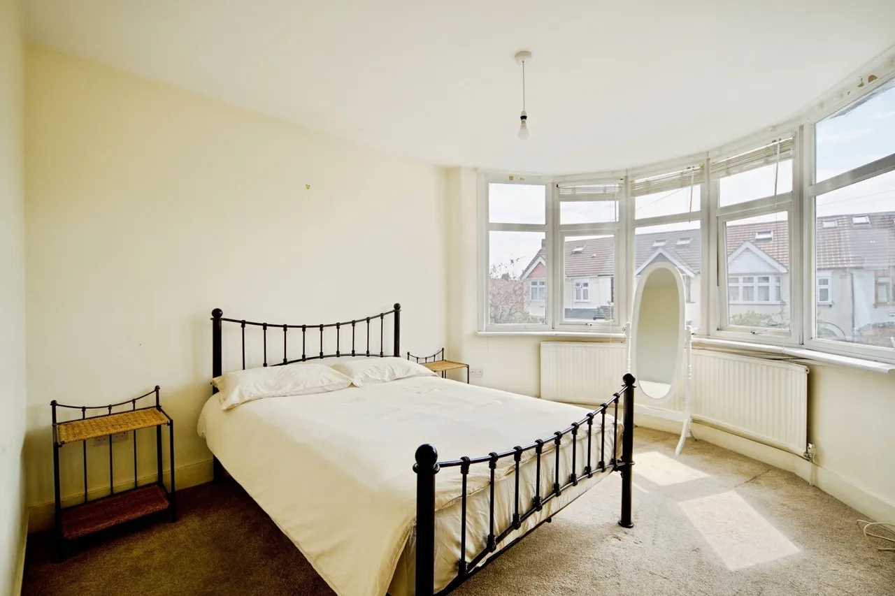 Cranleigh Gardens, Barking, London, IG11, photo 4