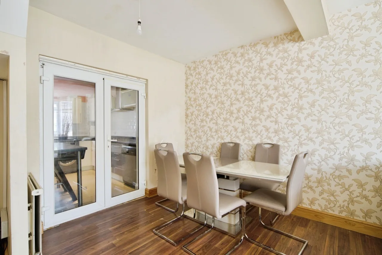 Cranleigh Gardens, Barking, London, IG11, photo 7