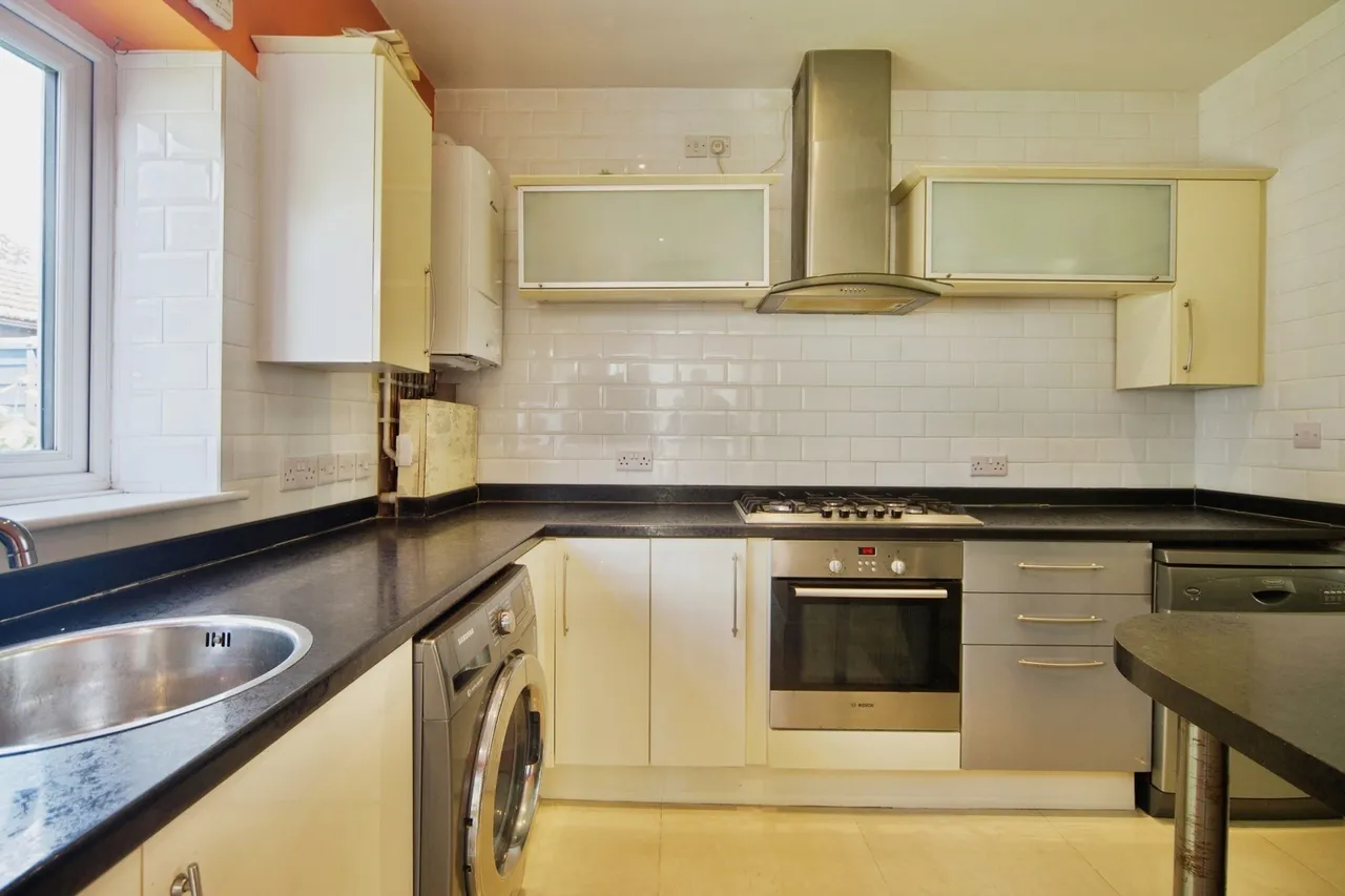 Cranleigh Gardens, Barking, London, IG11, photo 11