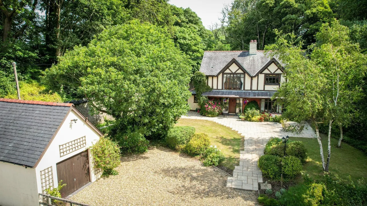 Y Felinheli, LL56, photo 29